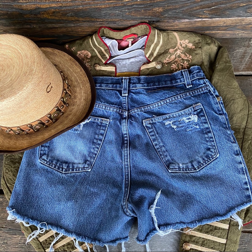 VINTAGE JONES SPORT DENIM CUTOFF SHORTS DK WASH 12